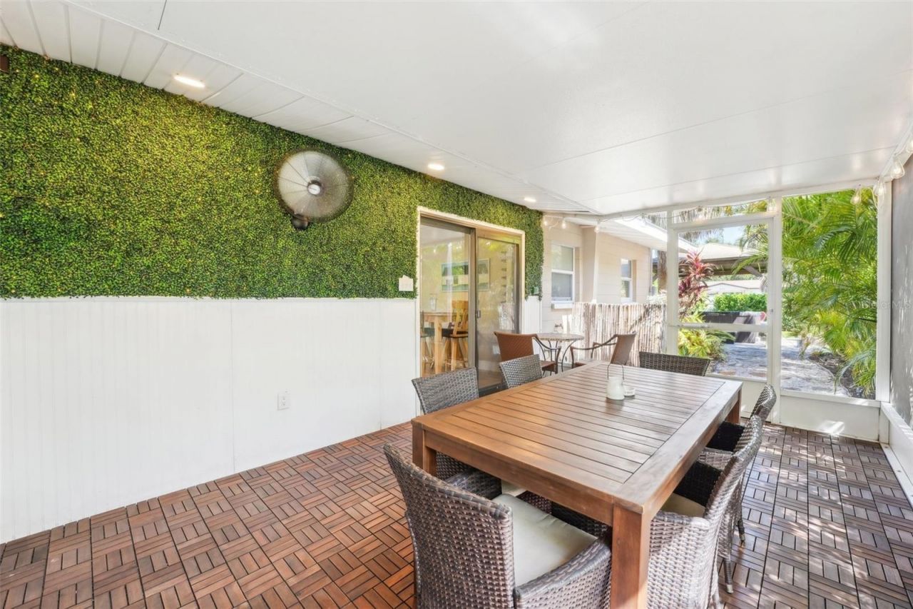 4091 Cherry Street Ne, Saint Petersburg, FL 33703 Photo