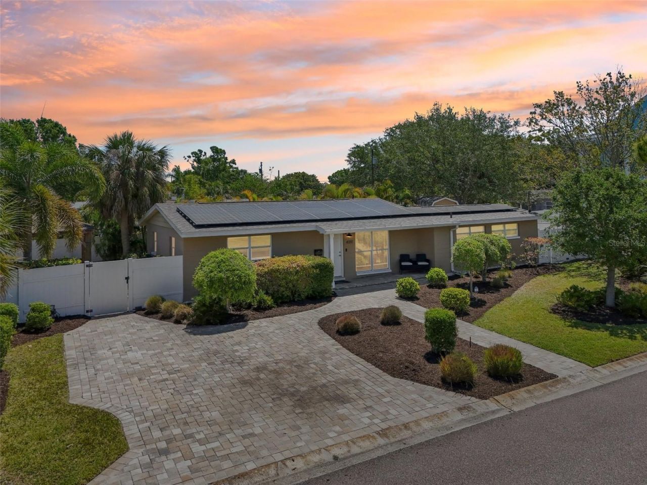 4091 Cherry Street Ne, Saint Petersburg, FL 33703 Photo