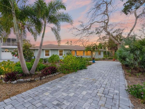 8560 HERON LAGOON CIRCLE, SARASOTA, FL 34242