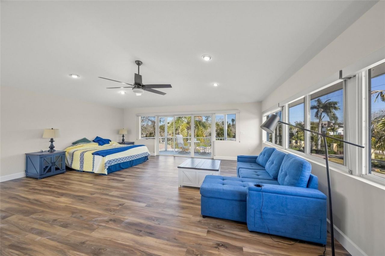 8560 Heron Lagoon Circle, Sarasota, FL 34242 Photo