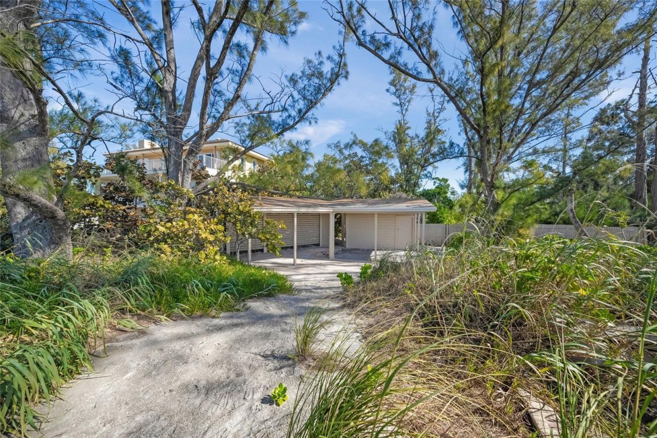 8560 Heron Lagoon Circle, Sarasota, FL 34242 Photo