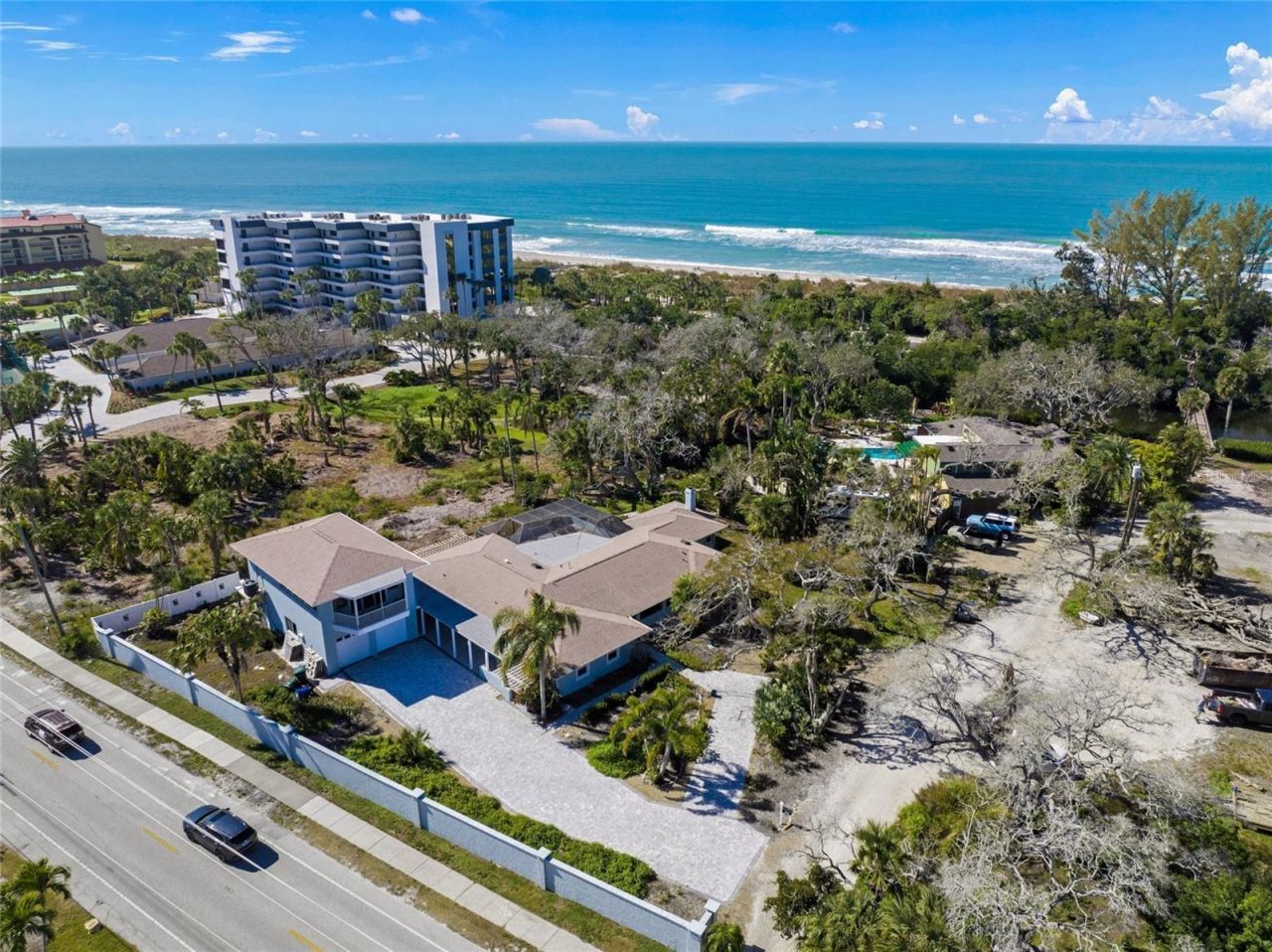 8560 Heron Lagoon Circle, Sarasota, FL 34242 Photo