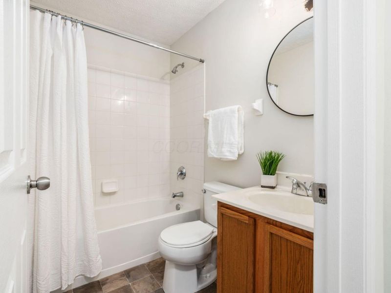 2553 Silver Fir Lane, Grove City, OH 43123 Photo 15