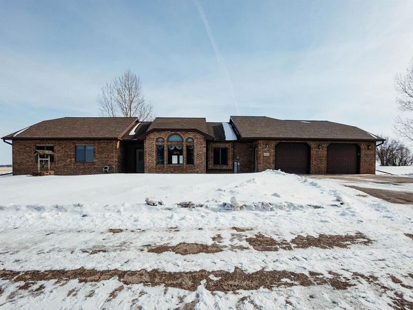 N9101 HASS ROAD, Van Dyne, WI 54979