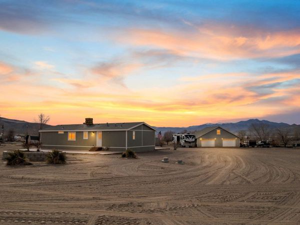 8285 Scenic Avenue, Stagecoach, NV 89429