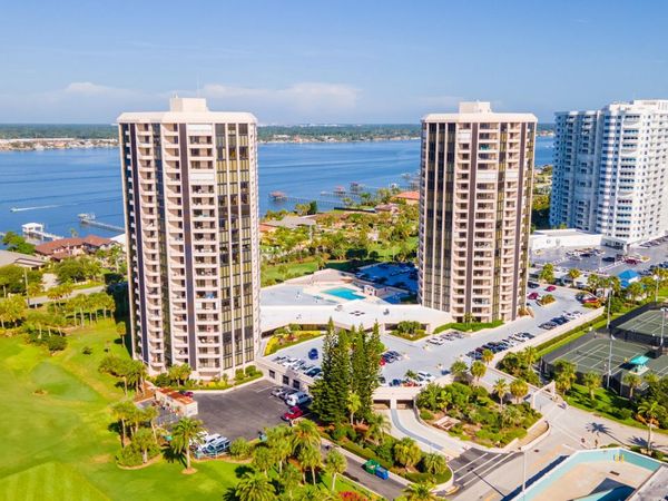 1 Oceans West Boulevard, Unit 20A6, Daytona Beach Shores, FL 32118