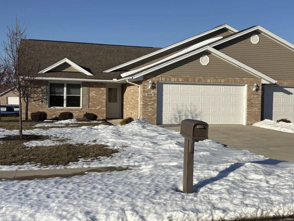 306 E Charter Drive, Muncie, IN 47303