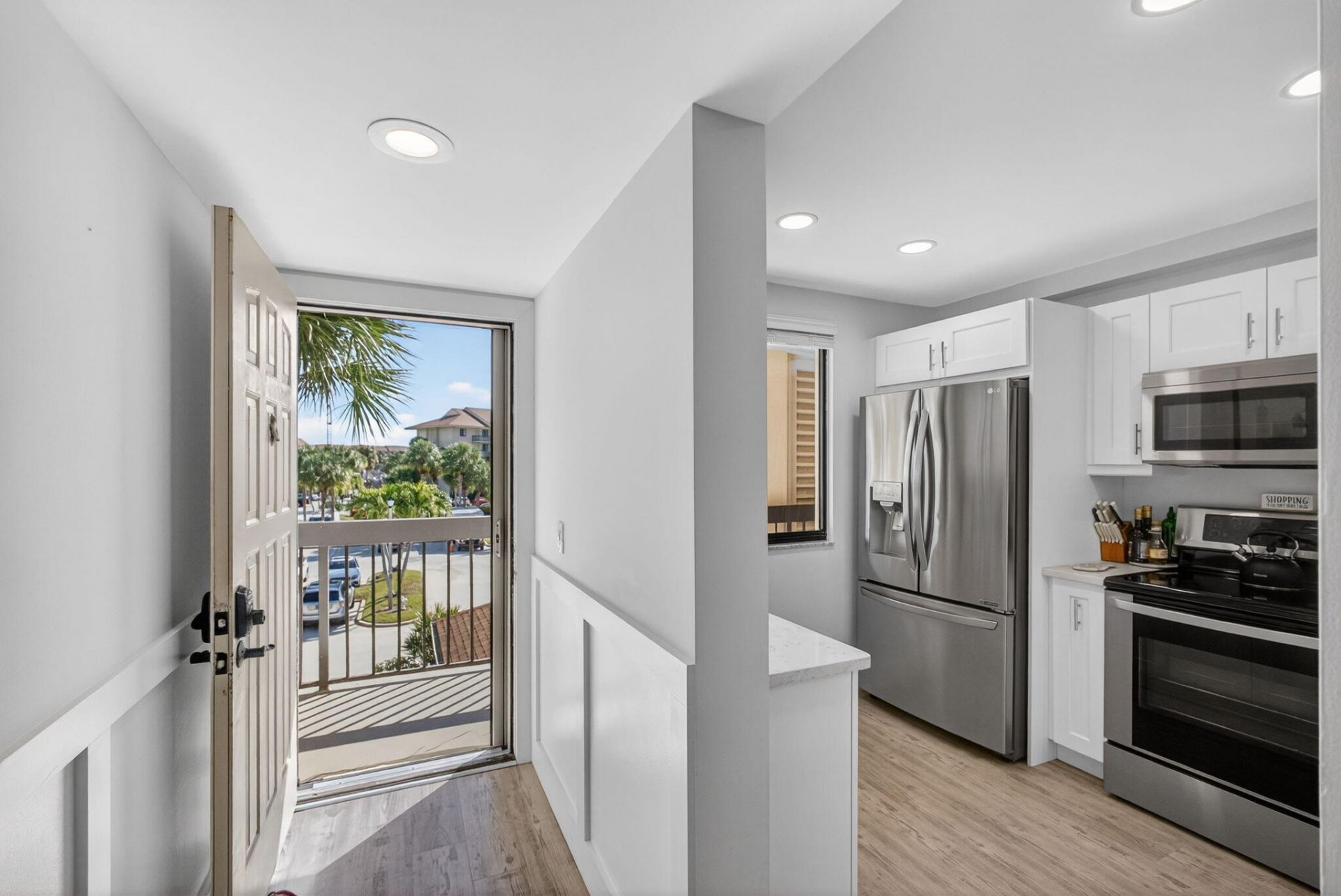 1901 Marina Isle Way, Unit 304, Jupiter, FL 33477 Photo