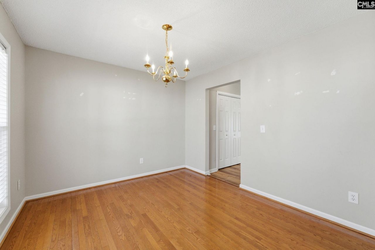 321 Delaine Woods Drive Photo 11