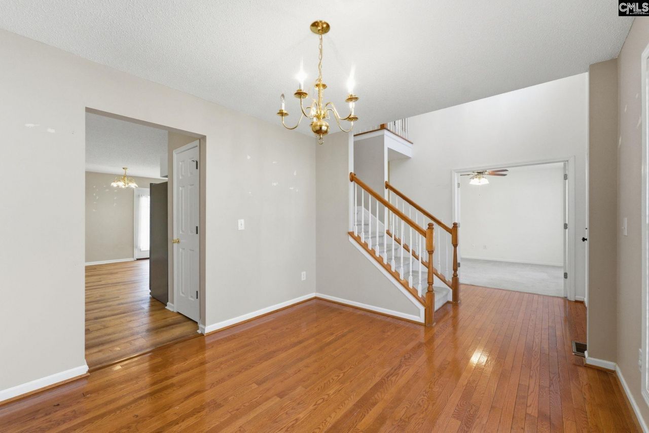 321 Delaine Woods Drive Photo 12