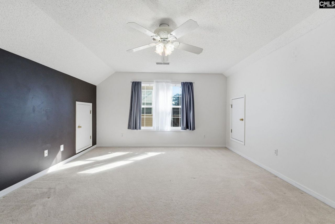 321 Delaine Woods Drive Photo 24