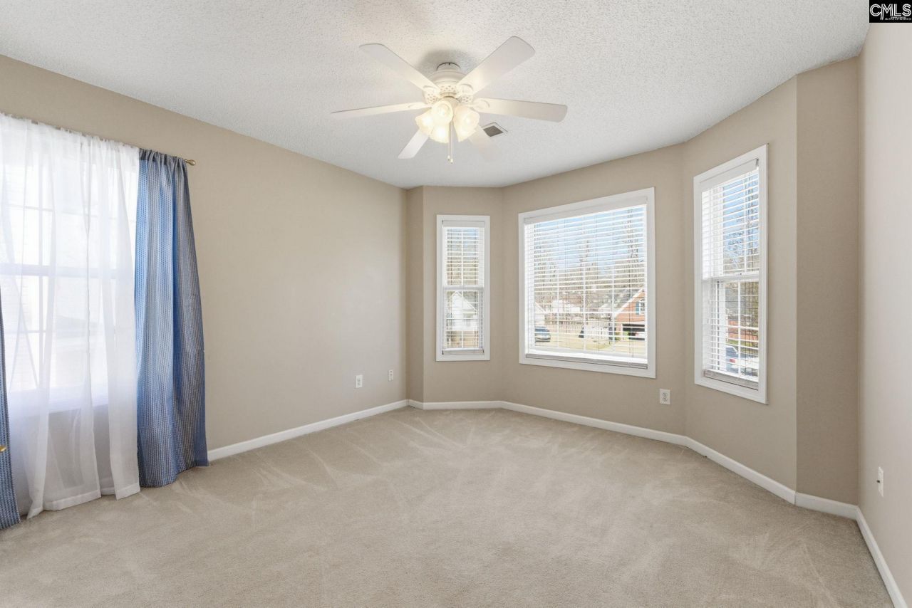 321 Delaine Woods Drive Photo 30