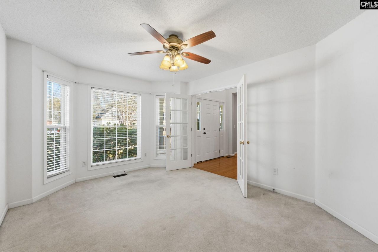 321 Delaine Woods Drive Photo 9