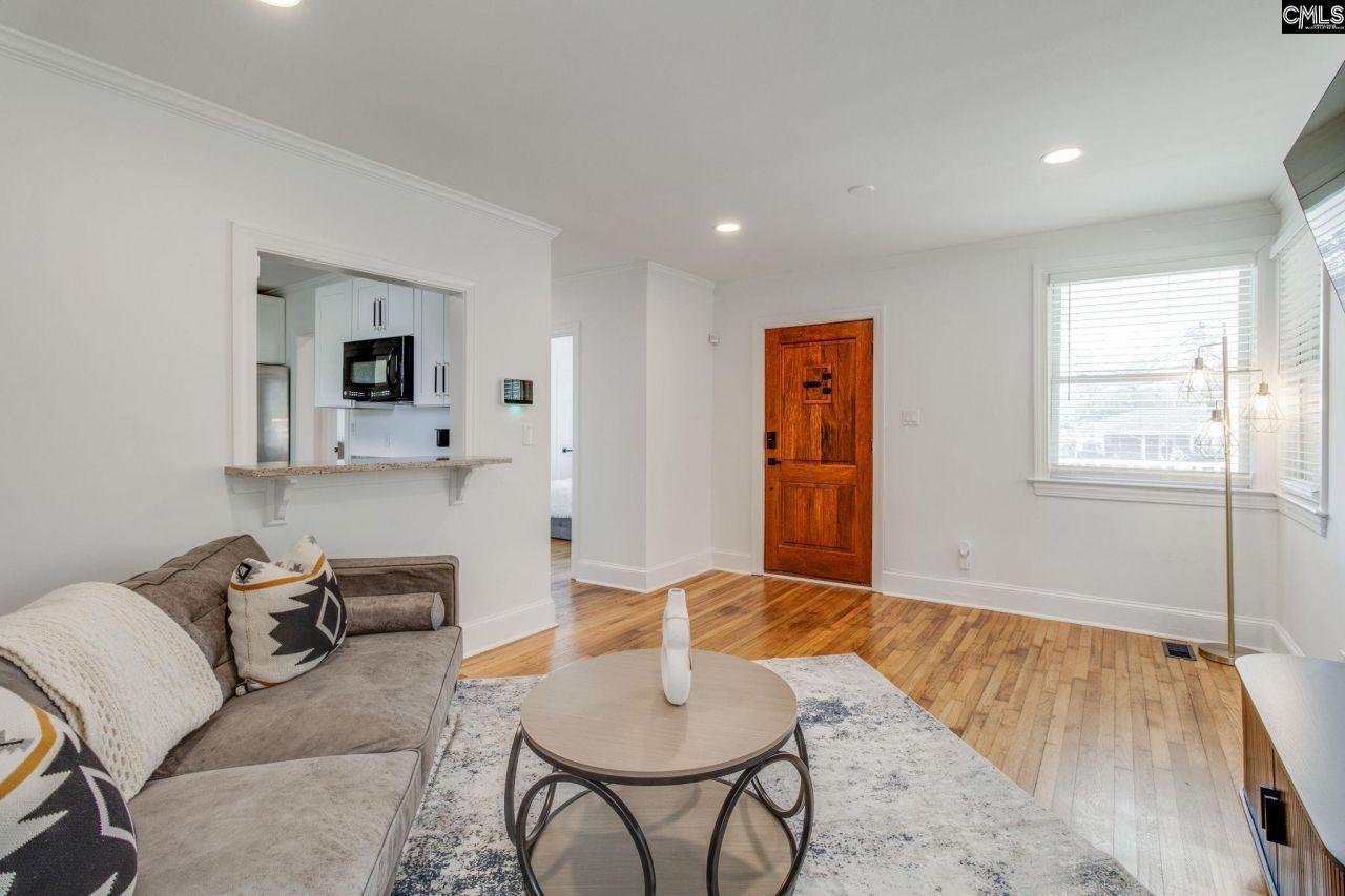 4105 Beecliff Drive Photo 5