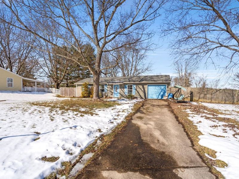 1502 Royal Oak Court, Goshen, OH 45140 Photo 2