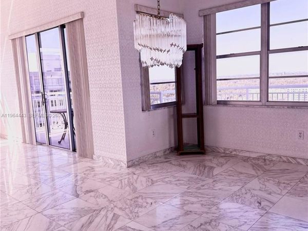 18051 Biscayne Blvd , Unit PH05, Aventura, FL 33160