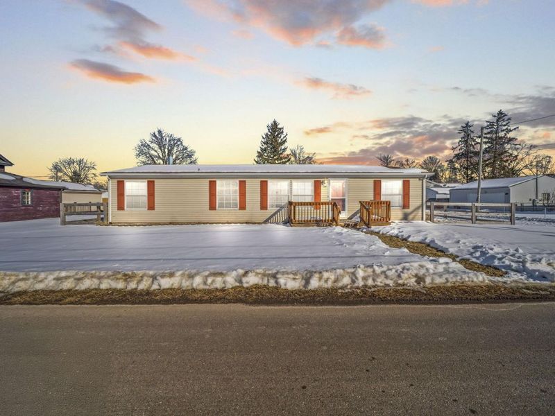 139 Myers Avenue, Buckeye Lake, OH 43008 Photo 1