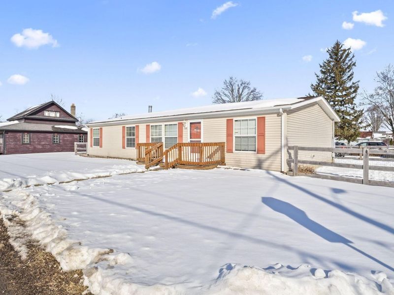 139 Myers Avenue, Buckeye Lake, OH 43008 Photo 2