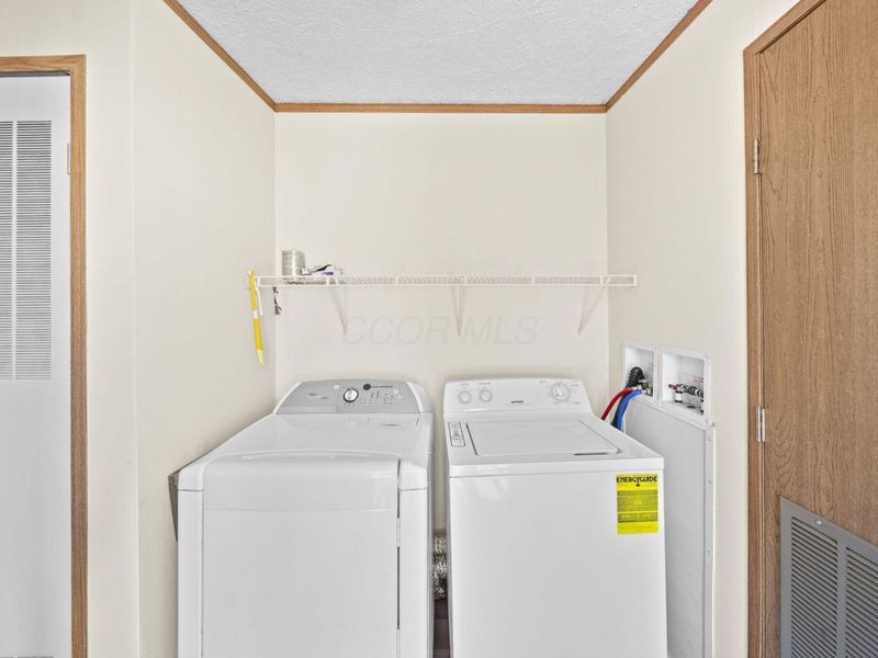 139 Myers Avenue, Buckeye Lake, OH 43008 Photo 31