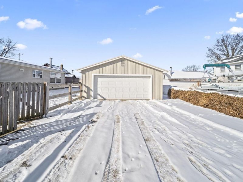 139 Myers Avenue, Buckeye Lake, OH 43008 Photo 32