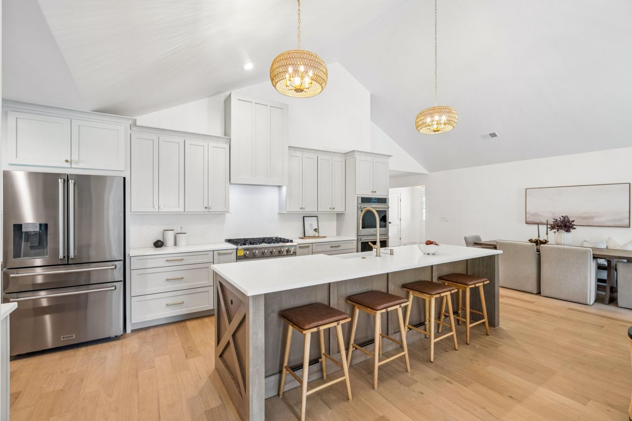 980 Cottingham Drive Photo 19