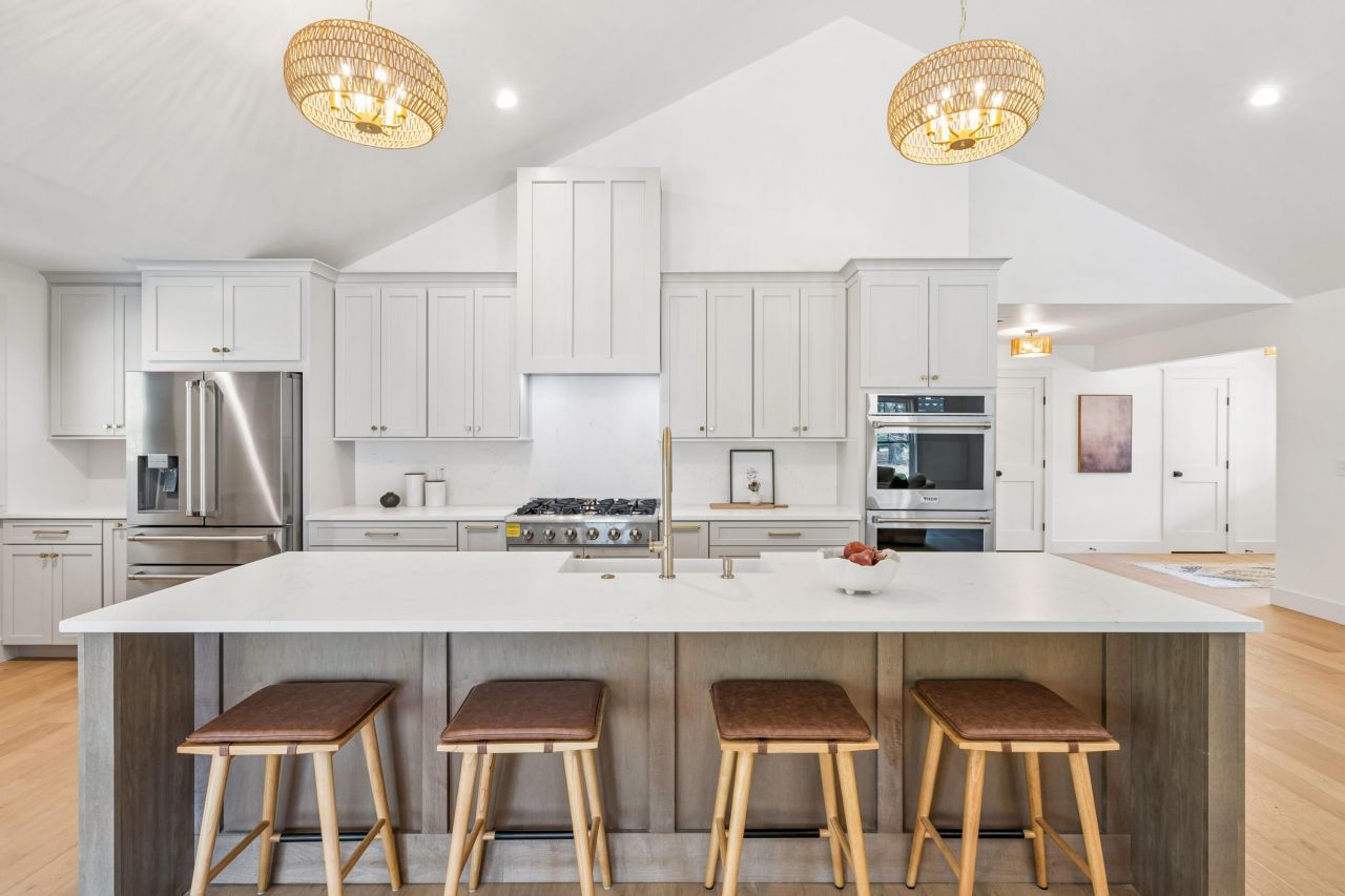 980 Cottingham Drive Photo 22