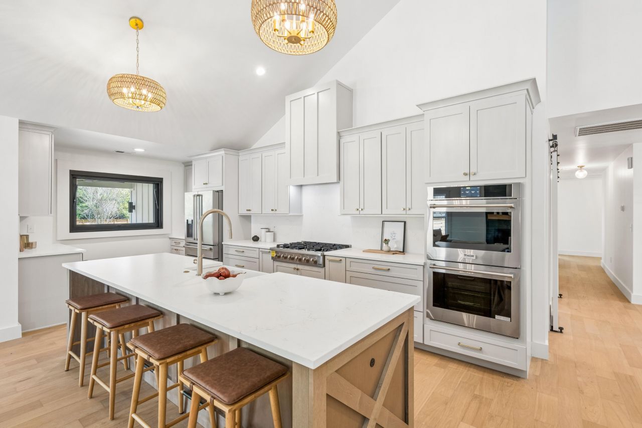 980 Cottingham Drive Photo 23