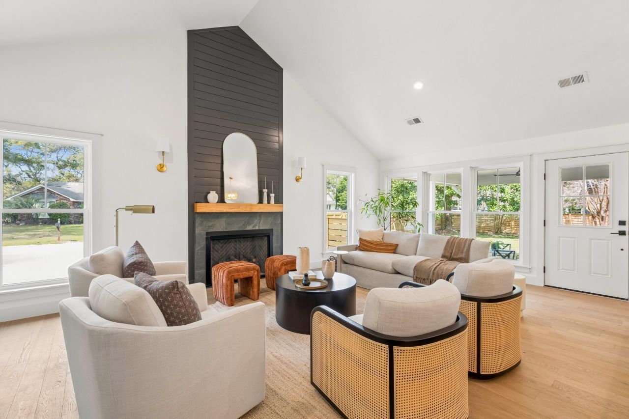 980 Cottingham Drive Photo 25