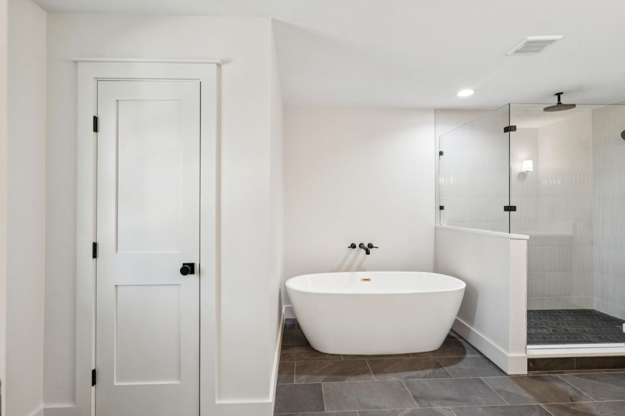 980 Cottingham Drive Photo 37