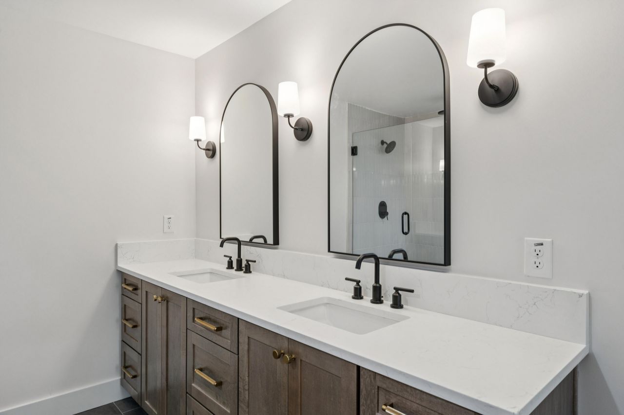 980 Cottingham Drive Photo 39