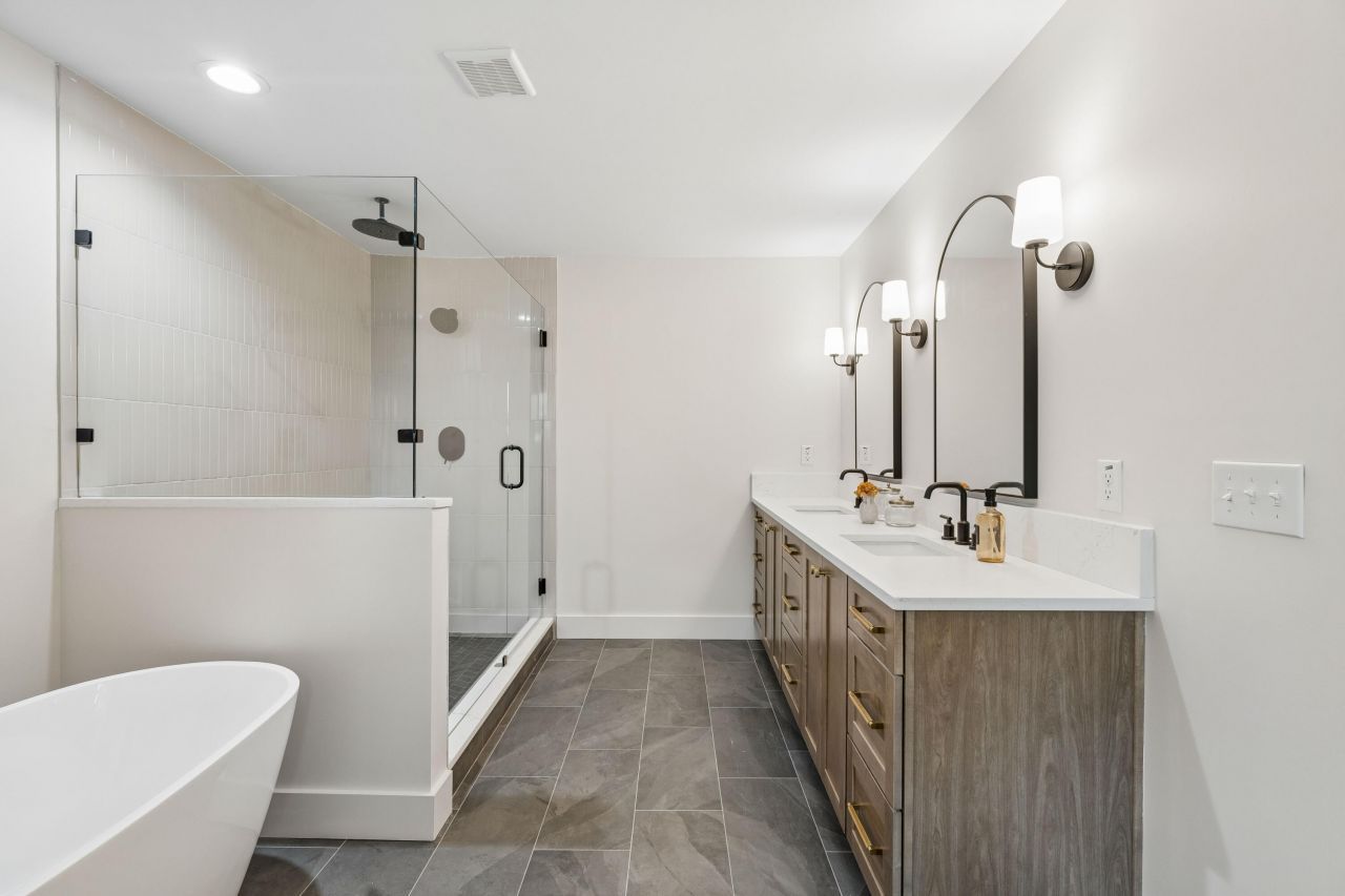 980 Cottingham Drive Photo 40