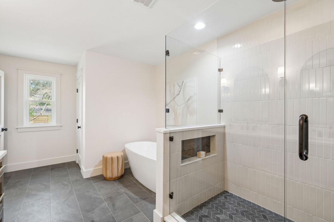 980 Cottingham Drive Photo 43