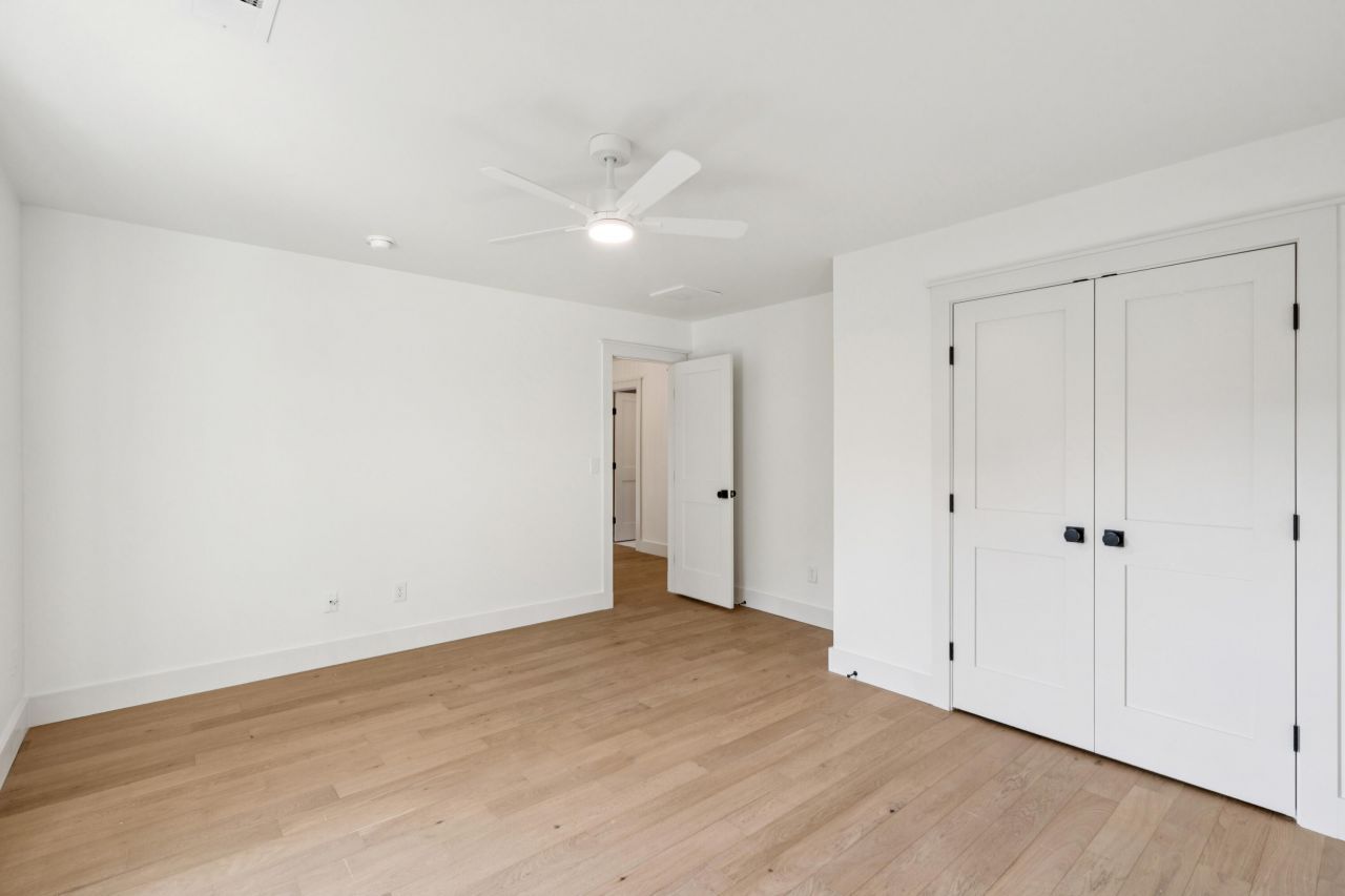 980 Cottingham Drive Photo 45