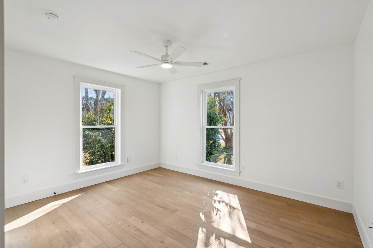 980 Cottingham Drive Photo 49