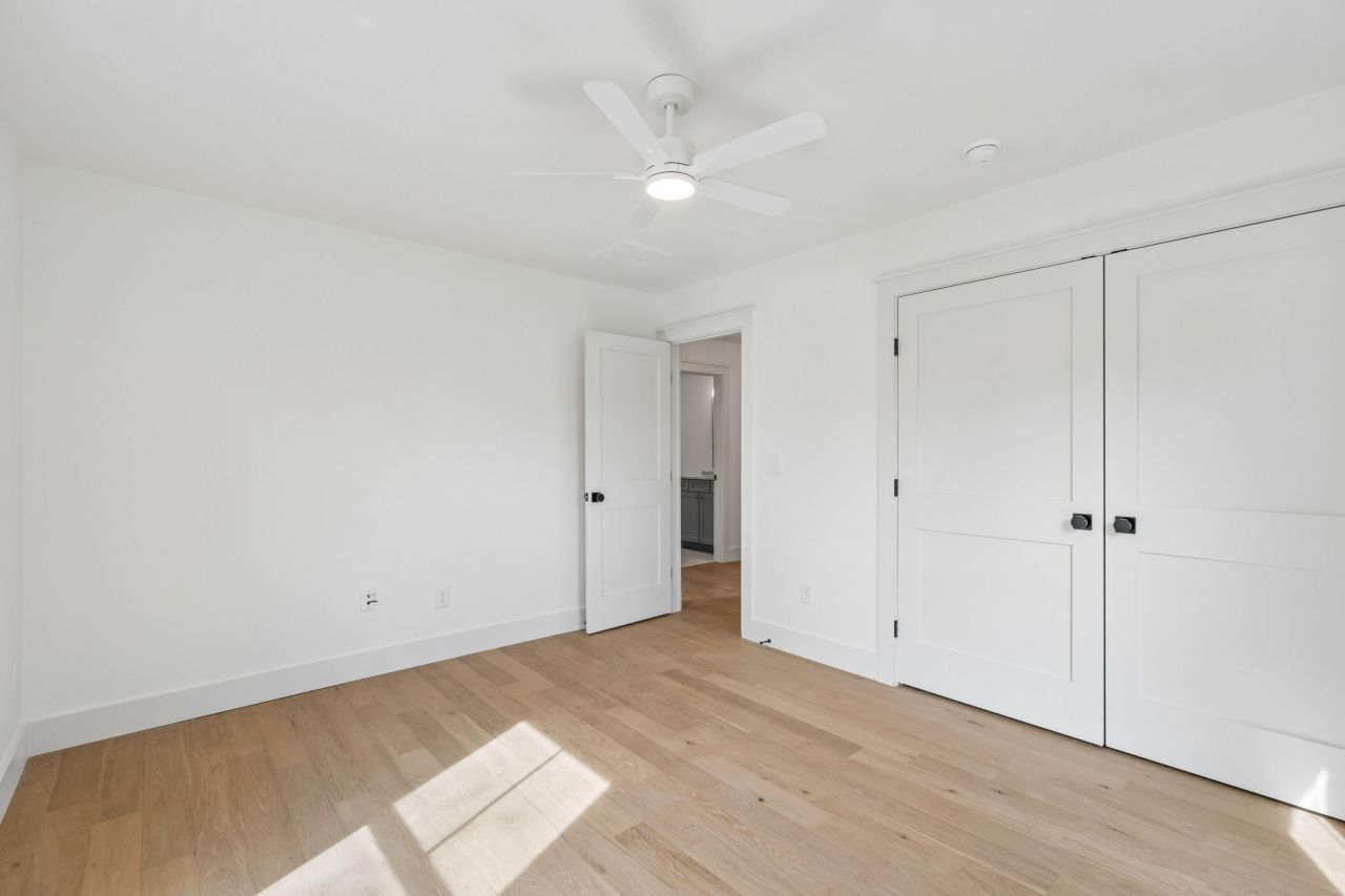 980 Cottingham Drive Photo 53