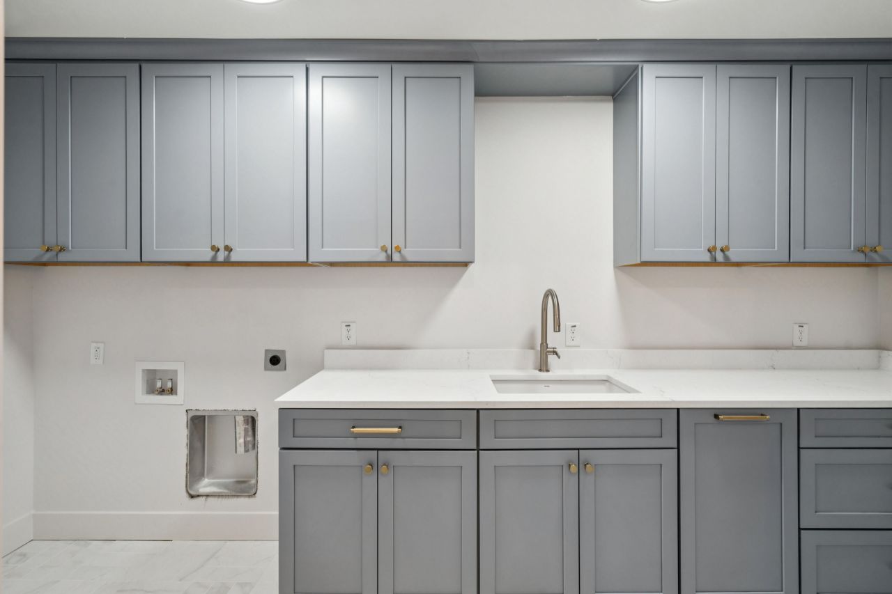 980 Cottingham Drive Photo 57