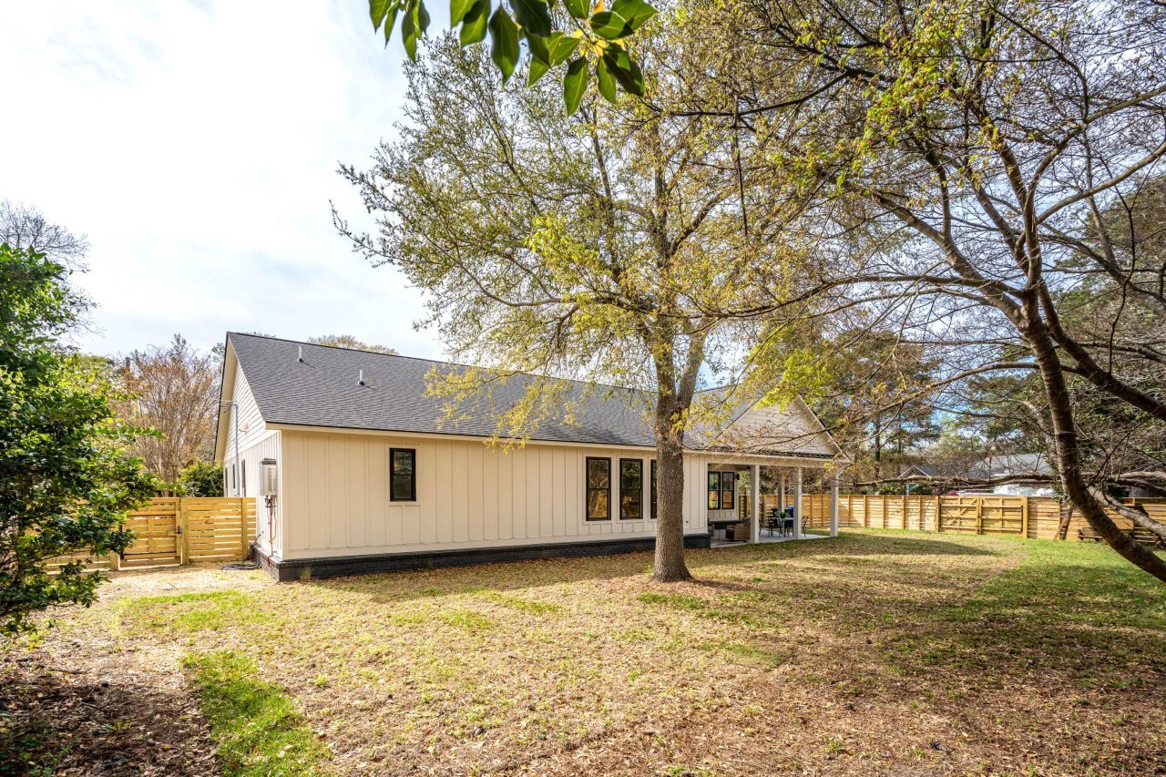 980 Cottingham Drive Photo 74