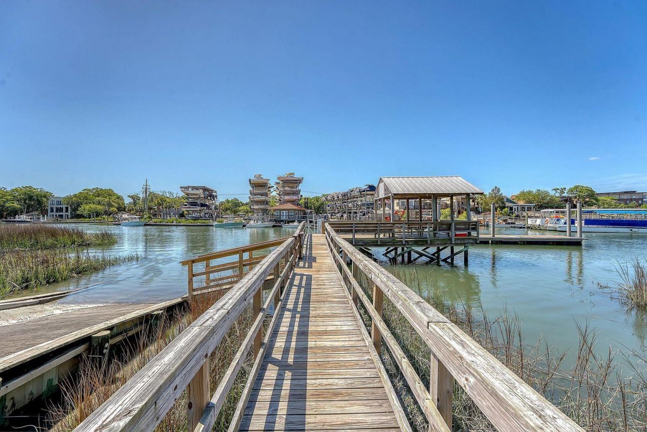 980 Cottingham Drive Photo 82