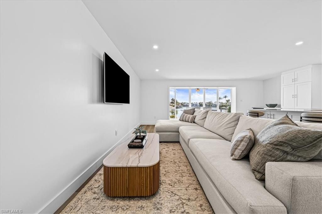 1910 Gulf Shore Blvd N, Unit 107, Naples, Fl 34102 Photo