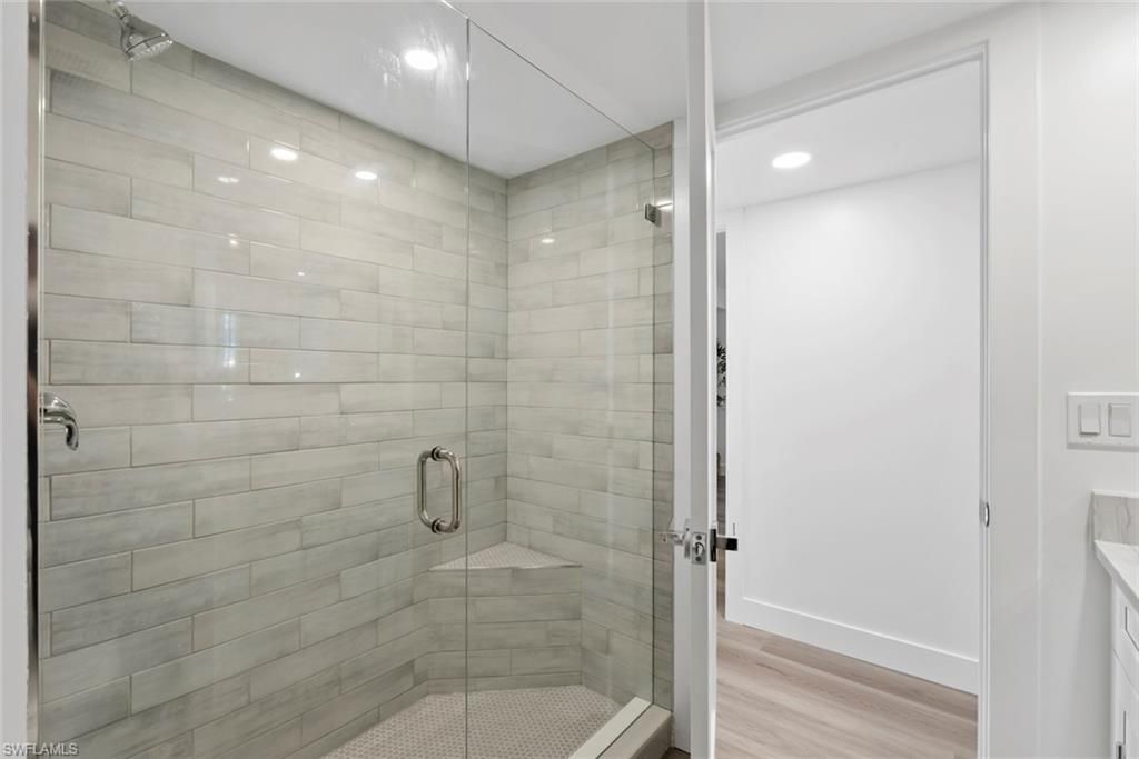 1910 Gulf Shore Blvd N, Unit 107, Naples, FL 34102 Photo