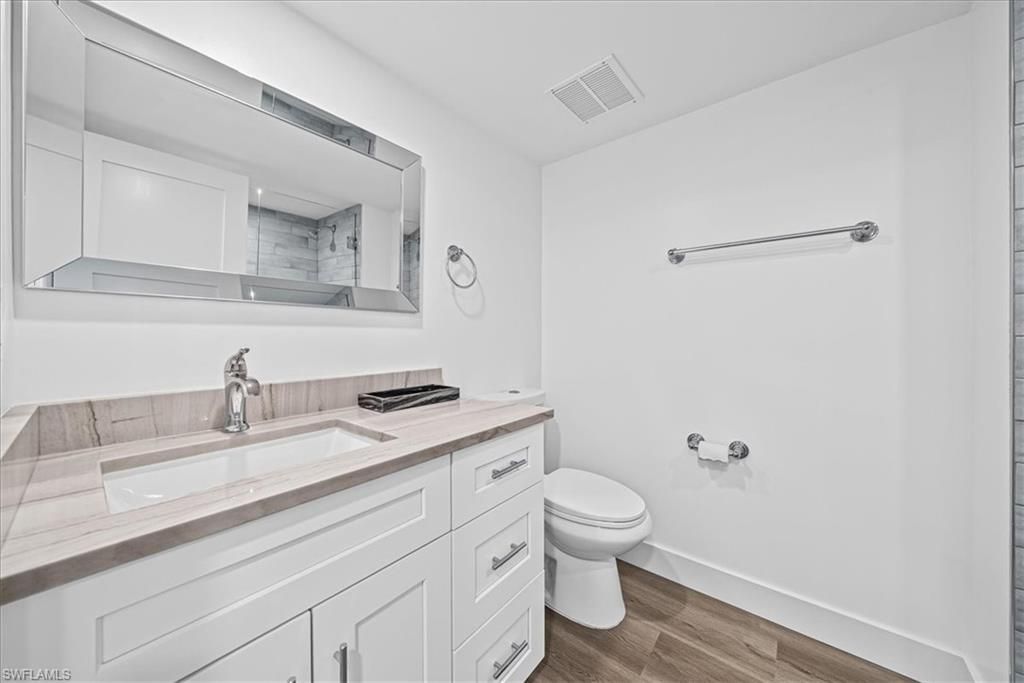 1910 Gulf Shore Blvd N, Unit 107, Naples, Fl 34102 Photo