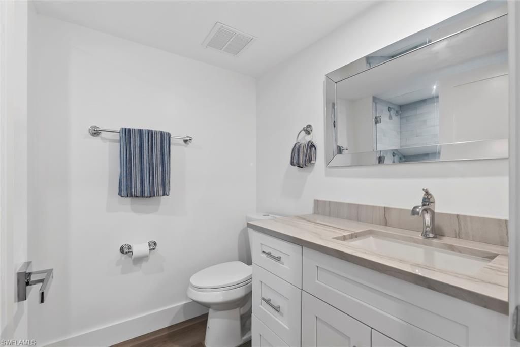 1910 Gulf Shore Blvd N, Unit 107, Naples, FL 34102 Photo