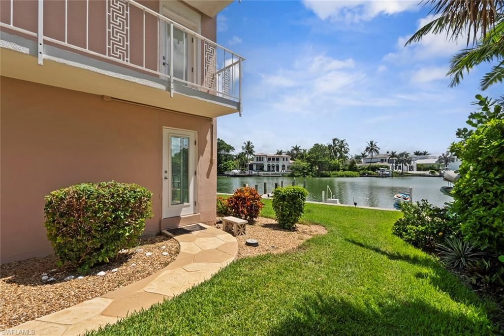 1910 Gulf Shore Blvd N, Unit 107, Naples, FL 34102 Photo