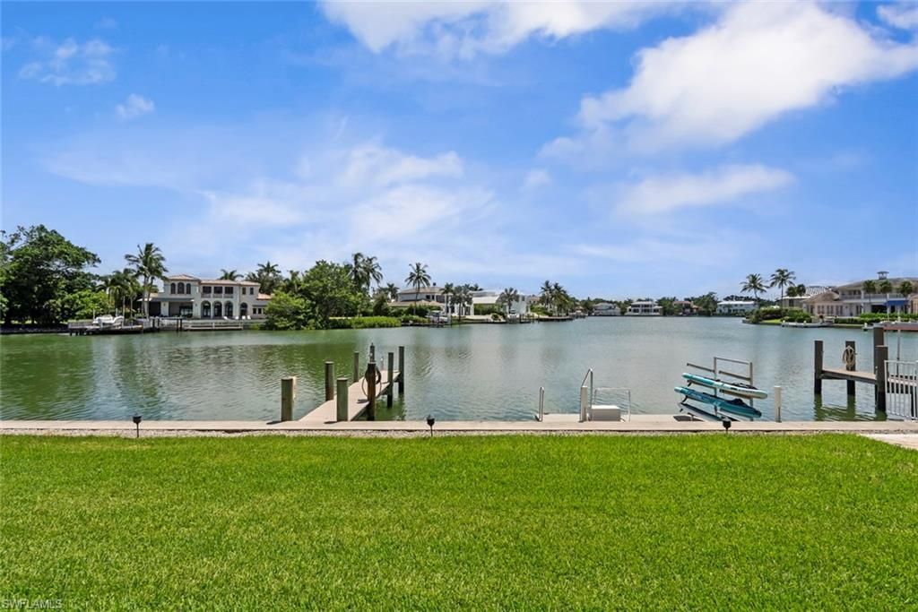 1910 Gulf Shore Blvd N, Unit 107, Naples, FL 34102 Photo