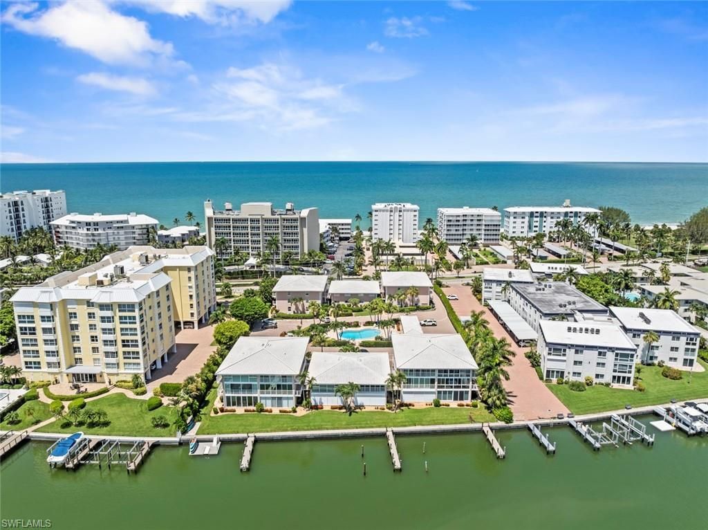 1910 Gulf Shore Blvd N, Unit 107, Naples, FL 34102 Photo