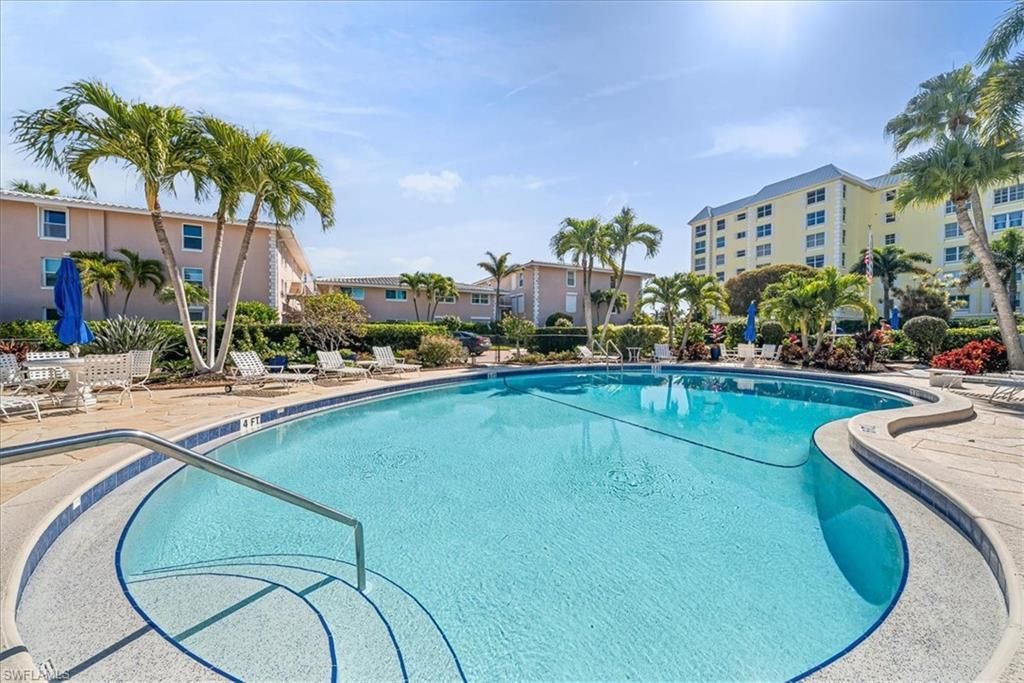 1910 Gulf Shore Blvd N, Unit 107, Naples, Fl 34102 Photo