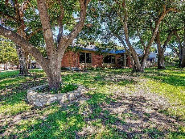 4201 Shannon Drive, Fort Worth, TX 76116