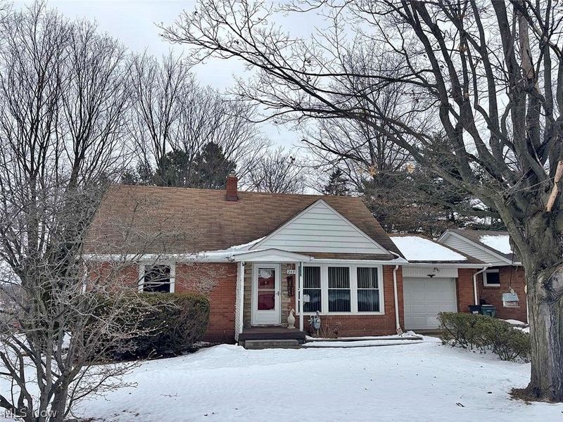 249 Liberty Street E, East Canton, OH 44730 Photo 2