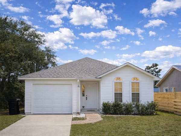 613 Dolphin Drive, Panama City Beach, FL 32413