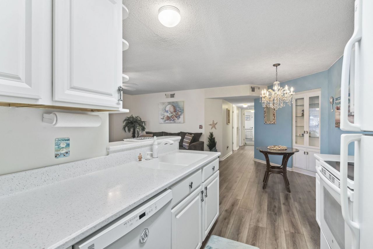 8835 Chandler Dr. Photo 13